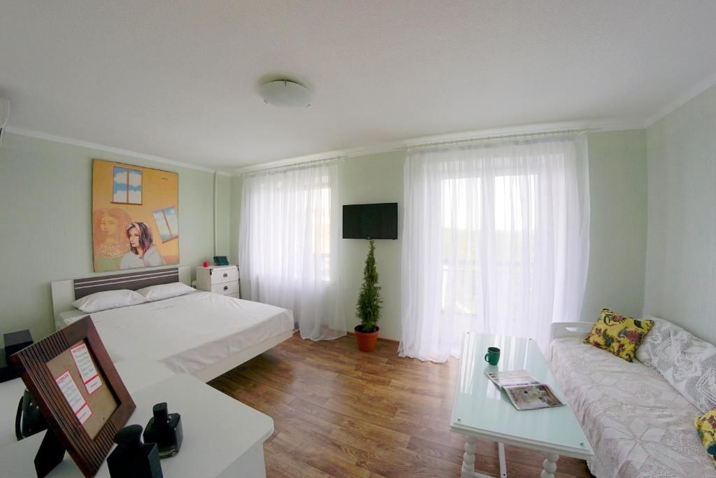 Апартаменты Flatsy at Botanichniy Sad underground Харьков